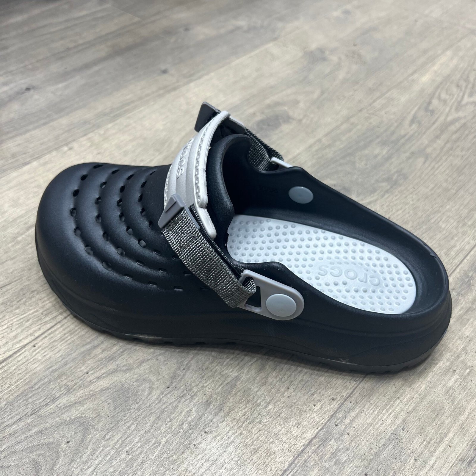 CROCS-001 - الصورة 3